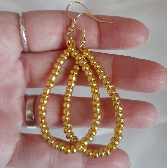 Seed bead teardrop hoop dangle earrings Gold color 3 inch Handmade - Picture 2 of 9